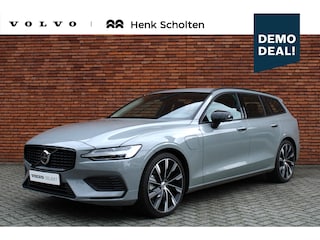 Volvo V60 T6 Plug-in hybrid AWD Core | Verwarmbare voorstoelen | Verwarmbaar stuurwiel | Verwarmbare achterbank | Premium audio by Harman Kardon | Leren bekleding | Rondom zicht camera | 19 inch Lichtmetalen velgen | Alarmklasse 3