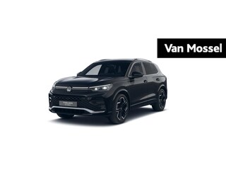 Volkswagen Tiguan 1.5 eHybrid R-Line Edition | 204PK | Automaat | Panoramaschuif-kanteldak | Black Style Pakket | 360 camera | Trekhaak inklapbaar |
