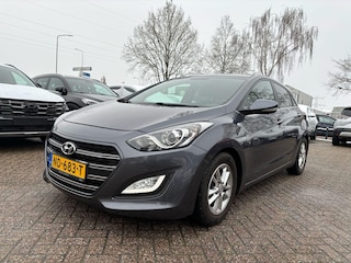 Hyundai i30 1.6 GDi GO! 2016 Navigatie | Camera | Trekhaak