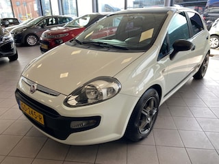 Fiat Punto Grande 1.4 Actual NW Koppeling Airco NW APK BJ 2011 !!!