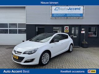 Opel Astra 1.4 Turbo Sport + Navi/Klima/Cuisel/LMV...