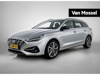 Hyundai i30 Wagon 1.5 T-GDi MHEV Premium | Afneembare Trekhaak| 17"LMV | Cam | PDC | Stoel Verwarming + Koeling | Navi | ECC | DAB |