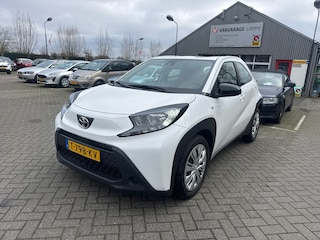 Toyota Aygo 1.0 VVT-i MT Play 5drs carplay/camera