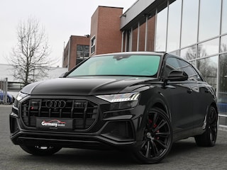 Audi Q8 4.0TDI 435pk Quattro Black Optic Pano Carbon RS-Zetels 4W-Best 23-Inc Trekhaak