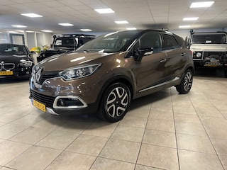 Renault Captur 1.2 TCe Helly Hansen Automaat, Lederen bekleding, Achteruitrijcamera, Climate controle