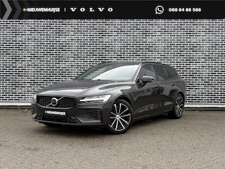 Volvo V60 2.0 T6 Plug-in hybrid AWD Plus Dark | Cruise Control | Trekhaak | Sportstoelen | Parkeersensoren + Parkeercamera | Stoel-/Stuurverwarming | Donker Getint Glas |