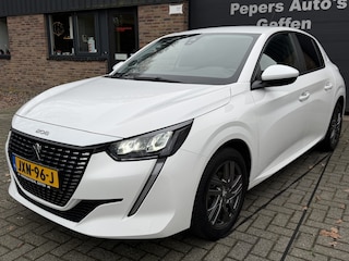 Peugeot 208 1.2 PureTech Active/.sportvelgen / Led /navi/Appele /Android / Stoel verwarming /PDC/