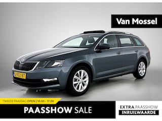 Skoda Octavia Combi 1.5 TSI Greentech Business Edition | Panorama dak | Stoel verwarming | PDC | Winterset |