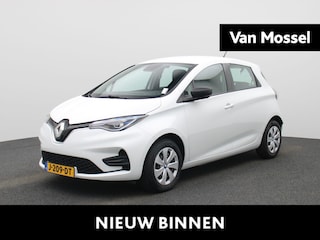 Renault Zoe R110 Life 52 kWh | KOOPACCU | Apple Carplay / Android Auto | Virtual Cockpit | Parkeersensoren |