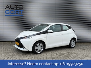 Toyota Aygo 1.0 VVT-i x-play | Airco | 5 Deurs | Camera | Alu velgen |