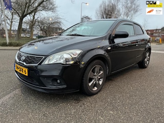 Kia ProCeed Pro_cee'd 1.4 CVVT Brooklyn / airco / cruise.control / navigatie / bluetooth / elek.pakket / lmv / nap....
