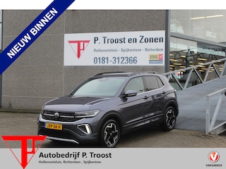 Volkswagen T-Cross 1.5 TSI R-Line Automaat/Navigatie/Virtual cockpit/Adaptive cruise control/Achteruitrijcamera/Parkeersensoren rondom/Apple carplay/Stoelverwarming/Climate control/IQ light/DAB/Draadloze telefoonlader.