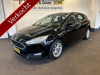 Ford Focus 1.0 Titanium | Cruise control | Climate control | Bluetooth | Radio/MP3