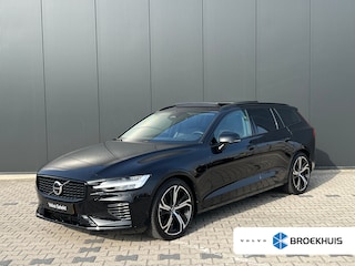 Volvo V60 2.0 T6 Plug-in hybrid AWD Ultra Dark | Panoramadak | Trekhaak | 360 Camera | Head-up Display | Leder | Stoel en stuurwielverwarming | Adaptieve Cruise control |