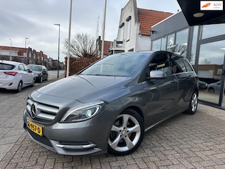 Mercedes-Benz B-klasse 180 Prestige|Zeer Netjes|Alarm|Trekhaak|Clima|PDC