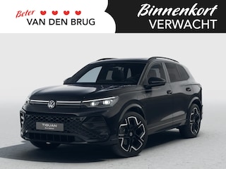 Volkswagen Tiguan 1.5 eHybrid R-Line Edition | Trekhaak | Panorama | Lederen Bekleding | Black Style | Harman Kardon | 360 Camera |  Stoelverwarming voor en achter | Memory Seats |
