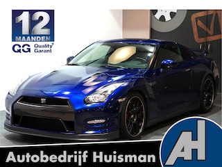 Nissan GT-R 3.8 V6 Black Edition MY2012 3.8 V6 DCT6 Black Edition NAVIGATIE + BOSE SOUNDSYSTEEM + STOELVERWARMING + CRUISE + AFS BI-XENON + KEYLESS ENTRY&GO + SPECIAAL UITLAATSYSTEEM + CAMERA + 20" BBS LM-VELGEN!!