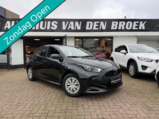 Toyota Yaris 1.5 Hybrid Active|Navi|Cruise|Carplay|Camera|ACC|Climate|Stoelverw|