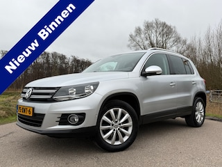 Volkswagen Tiguan 1.4 TSI Sport&Style | 1e Eigenaar | slechts 143.582 km | Navi | Trekhaak | Clima | 17" Velgen | PDC | Cruise |