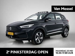 MG ZS Long Range Luxury 70 kWh | WLTP 440 KM | Afneembare trekhaak | Panorama/Schuif-kantel Dak | ACC | ECC | 360 Cam | 17"LMV | DAB | 1e Eigenaar |