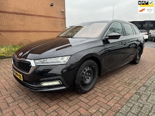 Skoda Octavia Combi 1.0 e-TSI Business Edition Plus, Trekhaak, Automaat,