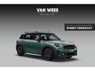 Mini Countryman 1.5 Cooper S E ALL4 Chili | 1e eigenaar | BTW auto | NL auto | Panoramadak | Keyless entry | Camera | LED | Sportstoelen | DAB | Driving Assitant | Navi | Sportstuur