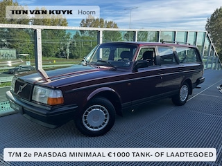Volvo 240 245 2.0i Polar 1e eigenaar, Nederlandse auto originele staat. Uniek, deze auto wordt aangeboden zonder garantie