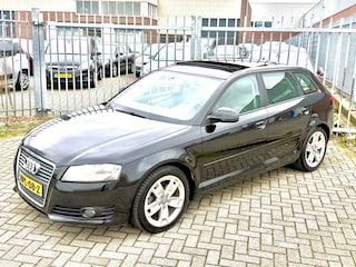 Audi A3 Sportback 1.8TFSI Attraction Business Edition AUTOMAAT! PANORAMA l APPLE CARPLAY l AIRCO ECC l STOELVERWARMING l PDC l TOP