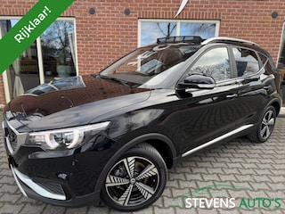 MG ZS Luxury 45 kWh PANODAK / LEER / STOELVERW. / CAMERA / CARPLAY