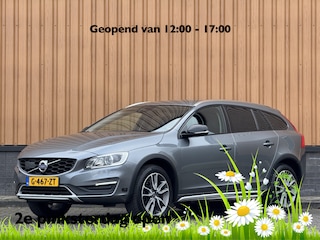 Volvo V60 2.0 T5 Summum | Achteruitrijcamera | Memory | BLIS | Afneembare Trekhaak | Parkeersensoren Achter | Keyless Go/Entry | Stoelverwarming | Cruise Control | Navigatie |