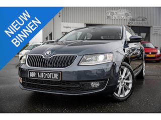Skoda Octavia 1.4 TSI Greentech Style Businessline NL Auto✅ | NAP | 119.059 km | Cruise | Navi | Clima | PDC