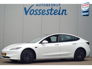 Tesla Model 3 RWD 60 kWh / Nieuw! / Incl. BTW / Pano / Stuurverw. / Elek. Klep / 360 camera / Pearl White Metallic