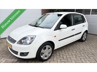 Ford Fiesta 1.3-8V Futura Airco 143429 nap