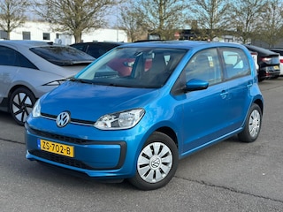 Volkswagen Up 1.0 BMT move up! | Executive | Airco | DAB