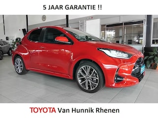 Toyota Yaris 1.5 130 Executive | Dodehoek | HUD | Stoelverw | Parksens V+A |