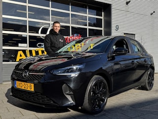 Opel Corsa 1.2 BLACK Edition - Navigatie / Apple CarPlay I Airco I PDC I Sport velgen I Dealer onderhouden
