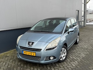Peugeot 5008 1.6 THP ST 5p. Airco Panoramadak cruise pdc Nieuwe Apk