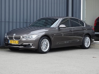 BMW 320i High Executive Automaat | Leder