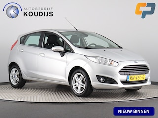 Ford Fiesta 1.0 Titanium nieuwe distributie! (Stoelverwarming / Bluetooth)