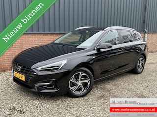 Hyundai i30 Wagon 1.5 T-GDi MHEV Premium Sky Leer/Led/Camera/2xChrome/Trekhaak
