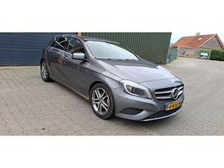 Mercedes-Benz A-klasse 180 Edition Navigatie 4U3