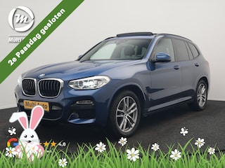 BMW X3 xDrive20i M Sport Shadow 184pk Dealer O.H | Trekhaak af Fabriek | Panodak | Adaptive Cruise | Sportstoelen Memory | Harman Kardon |  Head Up | 19"L.M | BLIS |