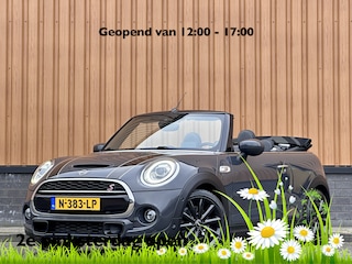 Mini Mini Cabrio 2.0 Night Jack Edition | Achteruitrijcamera | Adaptieve Cruise Control | Apple Carplay / Android Auto | Keyless Go/Entry | Head-Up Display | Parkeersensoren | Stoelverwarming |