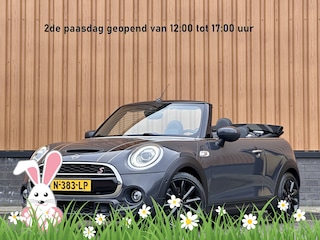 Mini Mini Cabrio 2.0 Night Jack Edition | Achteruitrijcamera | Adaptieve Cruise Control | Apple Carplay / Android Auto | Keyless Go/Entry | Head-Up Display | Parkeersensoren | Stoelverwarming |
