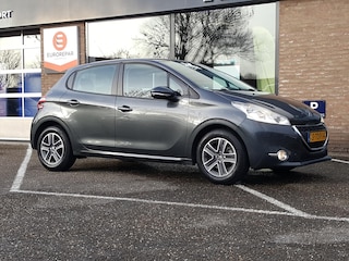 Peugeot 208 1.2 VTi 82PK 5D Envy Navigatie | Cruise & Climate control | Parkeersensoren | LM-velgen | Bluetooth bellen & muziekstreaming
