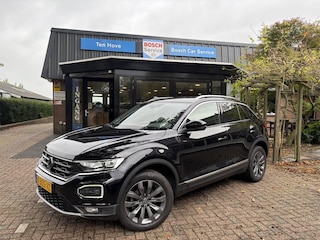 Volkswagen T-Roc 1.5 TSI Sport|ACC|Trekhaak|Camera|App-Connect