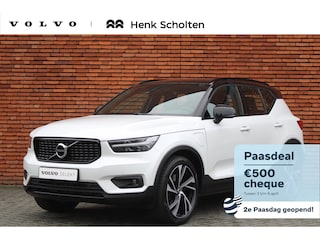 Volvo XC40 T5 Recharge R-Design | Trekhaak | Parkeercamera | Cruise Control | Navigatie | Verwarmbare Voorstoelen | Apple Carplay | 20'' Lichtmetalen Velgen | Keyless Entry