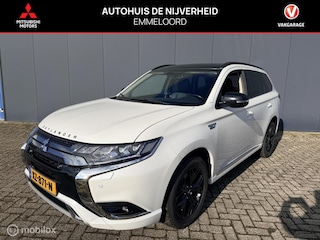 Mitsubishi Outlander 2.4 PHEV Intense+ |TREKHAAK|ALLSEASON BANDEN | CARPLAY