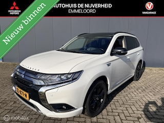 Mitsubishi Outlander 2.4 PHEV Intense+ |TREKHAAK|ALLSEASON BANDEN | CARPLAY