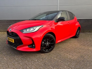 Toyota Yaris 1.5 Hybrid Executive Limited Automaat 116pk , Head up, Stoel- & Stuur verwarming, BSM, PDC Vóór- & achter